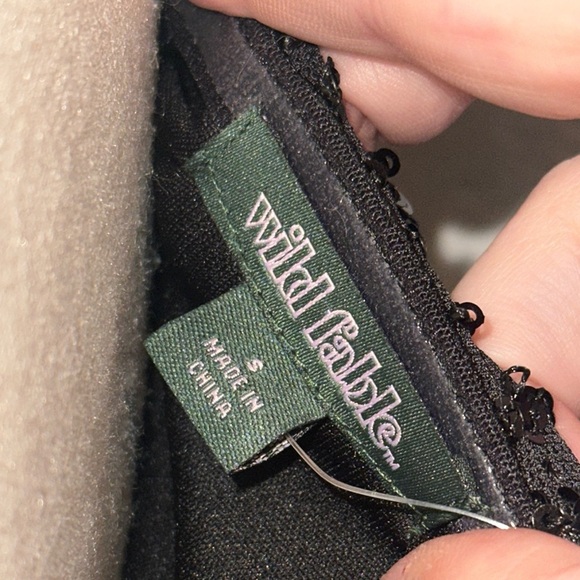 Wild Fable NWT Black Strapless Dress with Sequin Tassels Size Small - Picture 4 of 4